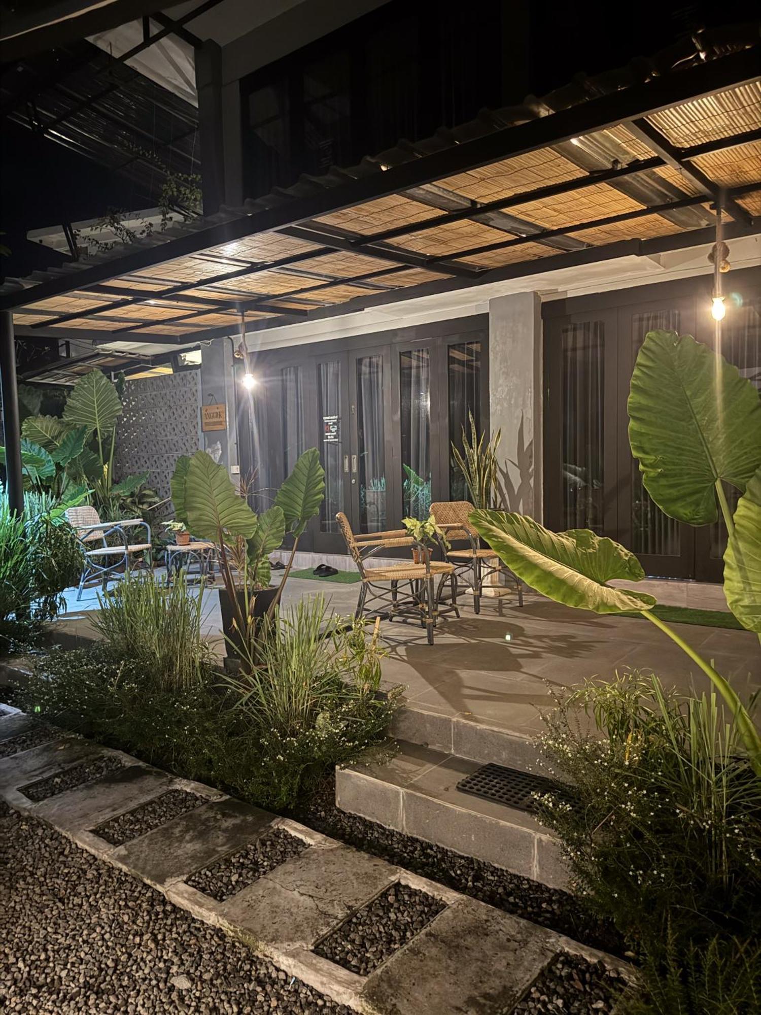 The Jungle Hostel Canggu Exterior photo